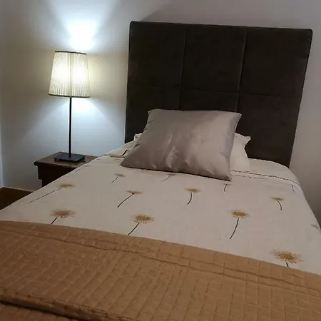 Villas De Triplex Casa De Ferias C/ Piscina 6pax+2 Holiday home *