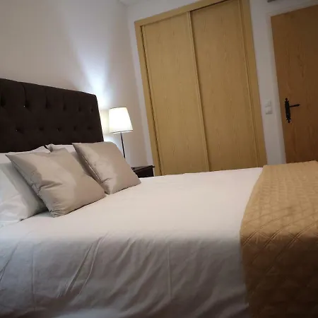 Villas De Triplex Casa De Ferias C/ Piscina 6pax+2 Holiday home *